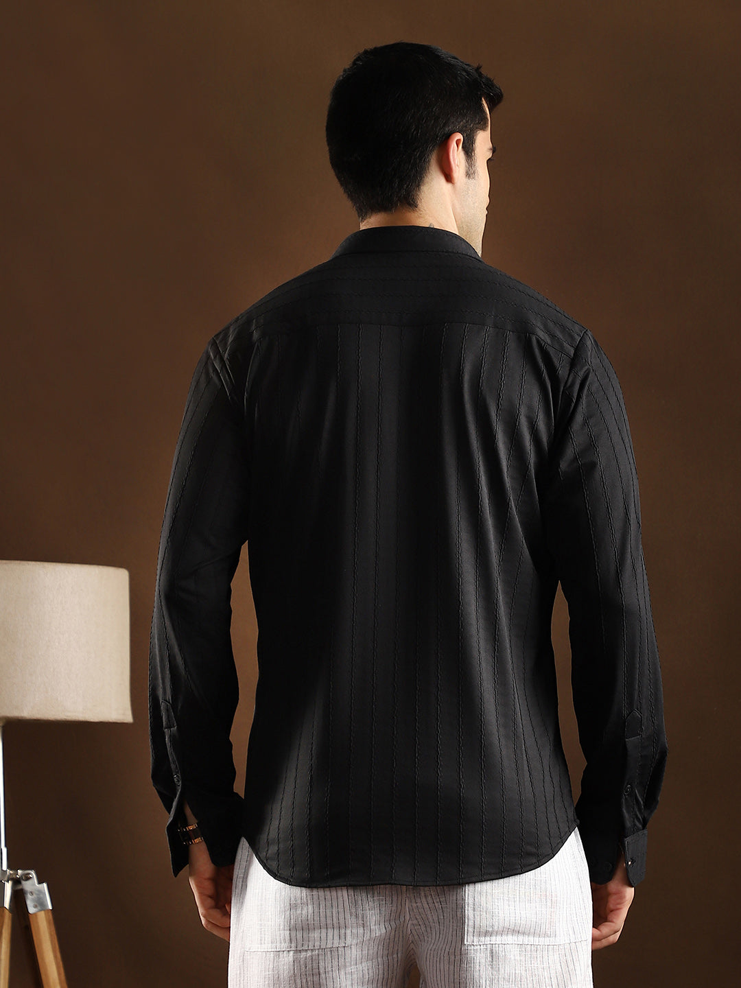 Spiralknot-Tactile Shirt