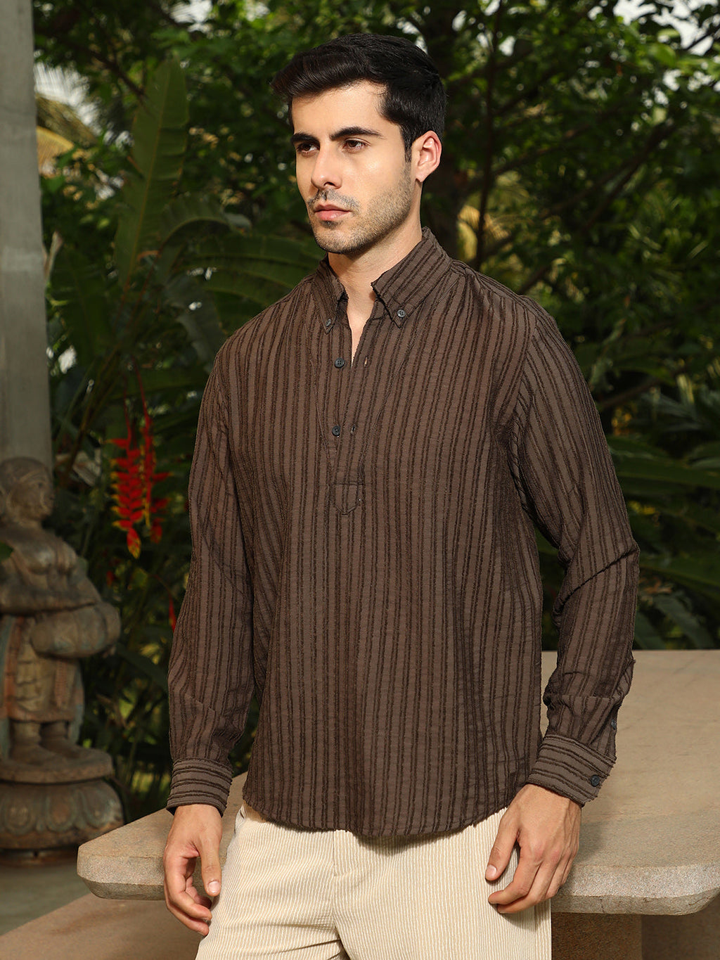 Edge-Lined Half-Placket Shirt