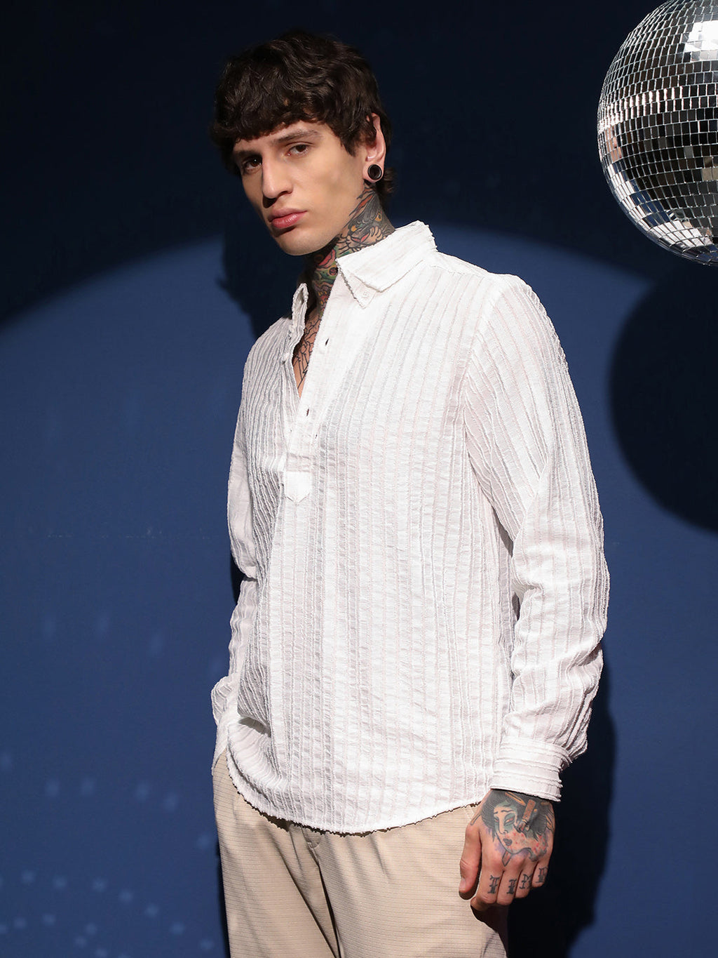 Edge-Lined Half-Placket Shirt