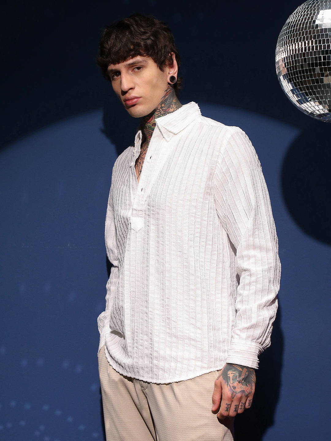 Edge-Lined Half-Placket Shirt