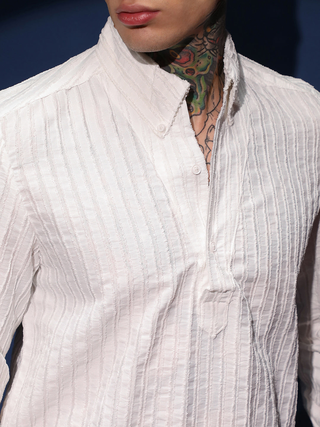 Edge-Lined Half-Placket Shirt