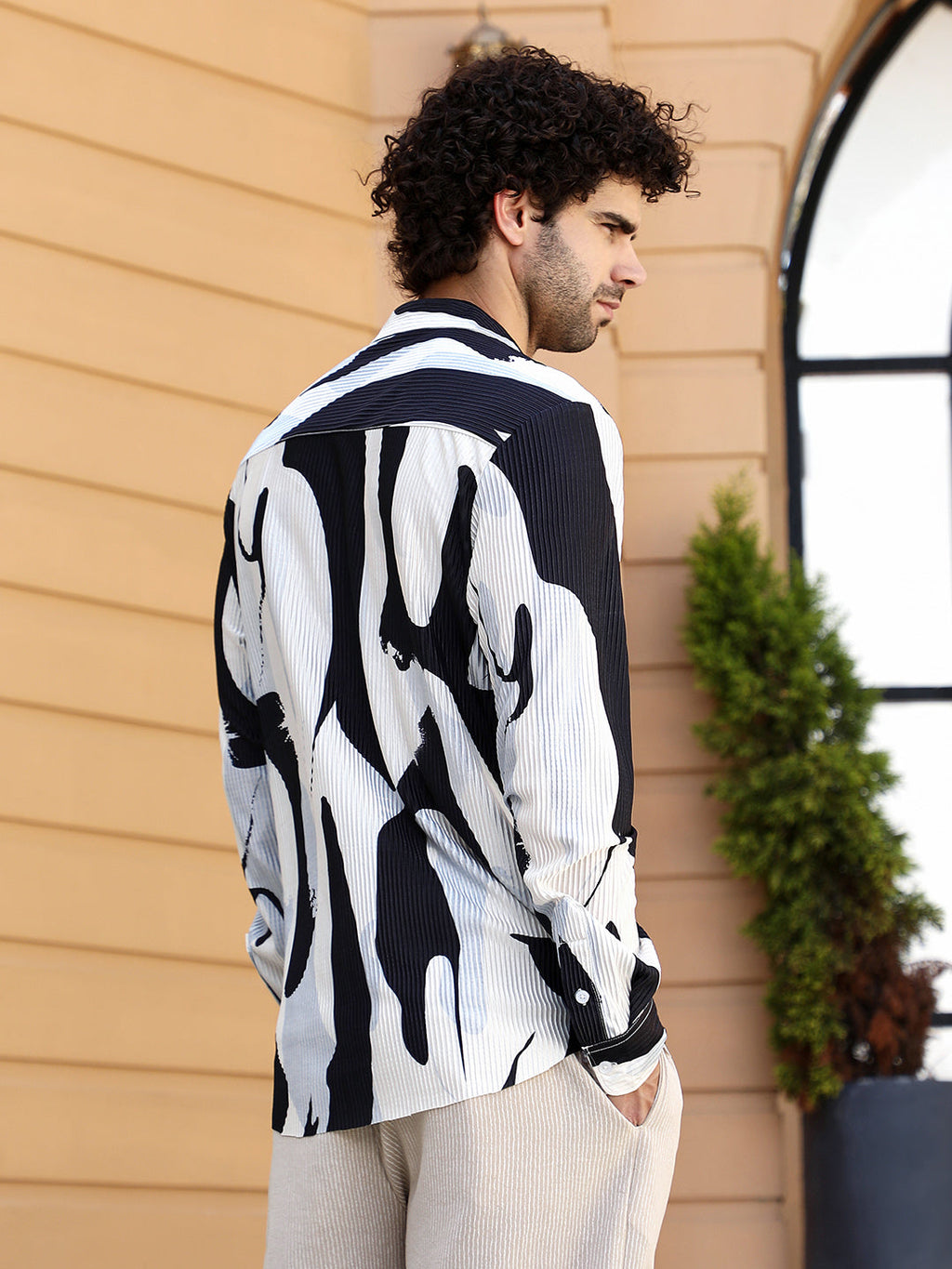 Contour-Lines Pleated Shirt