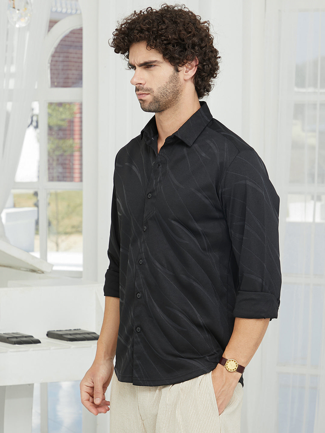 Scratch-Tactile Shirt