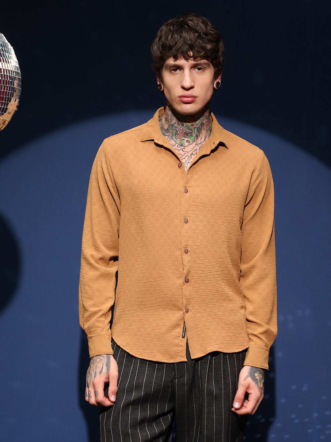 Rhombus-Texture Shirt