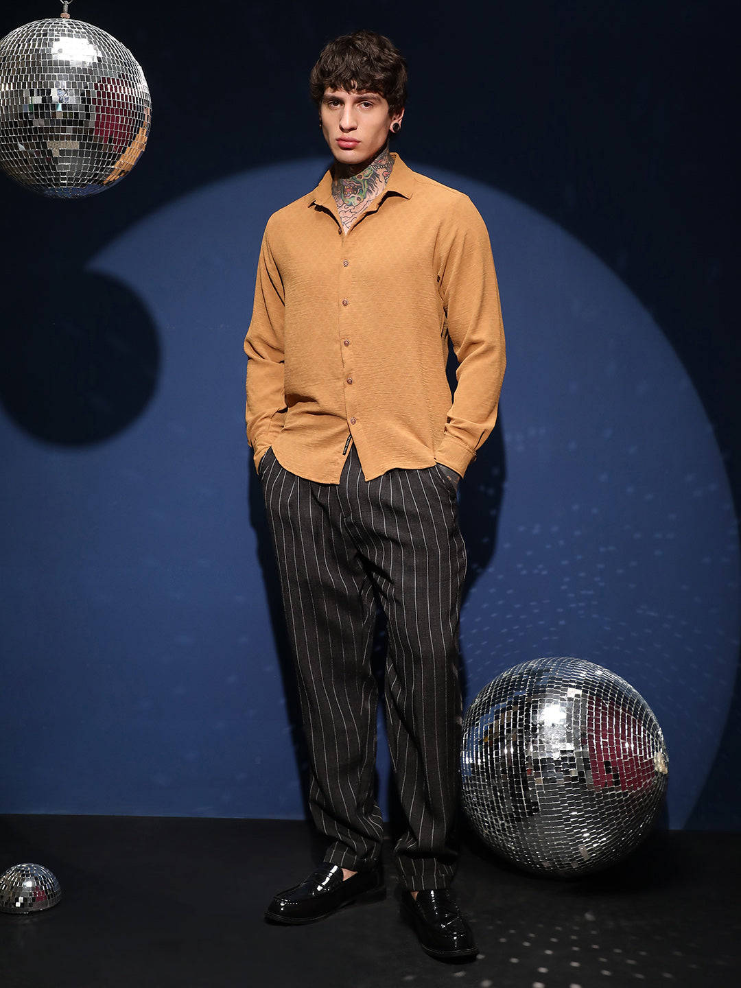 Rhombus-Texture Shirt