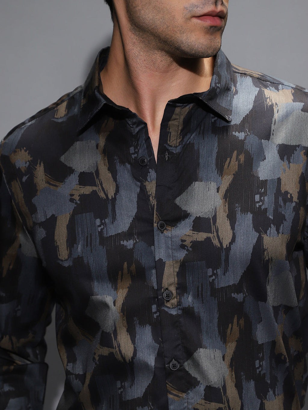 Fray-Stroke Imprint Shirt