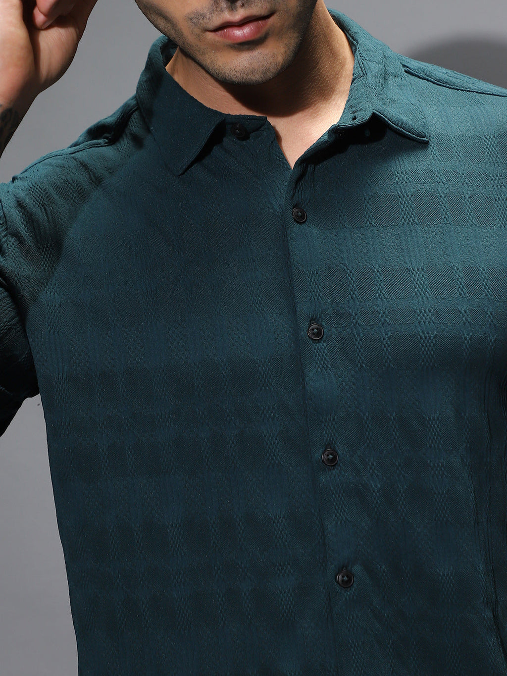 Braided-Knot Tactile Shirt