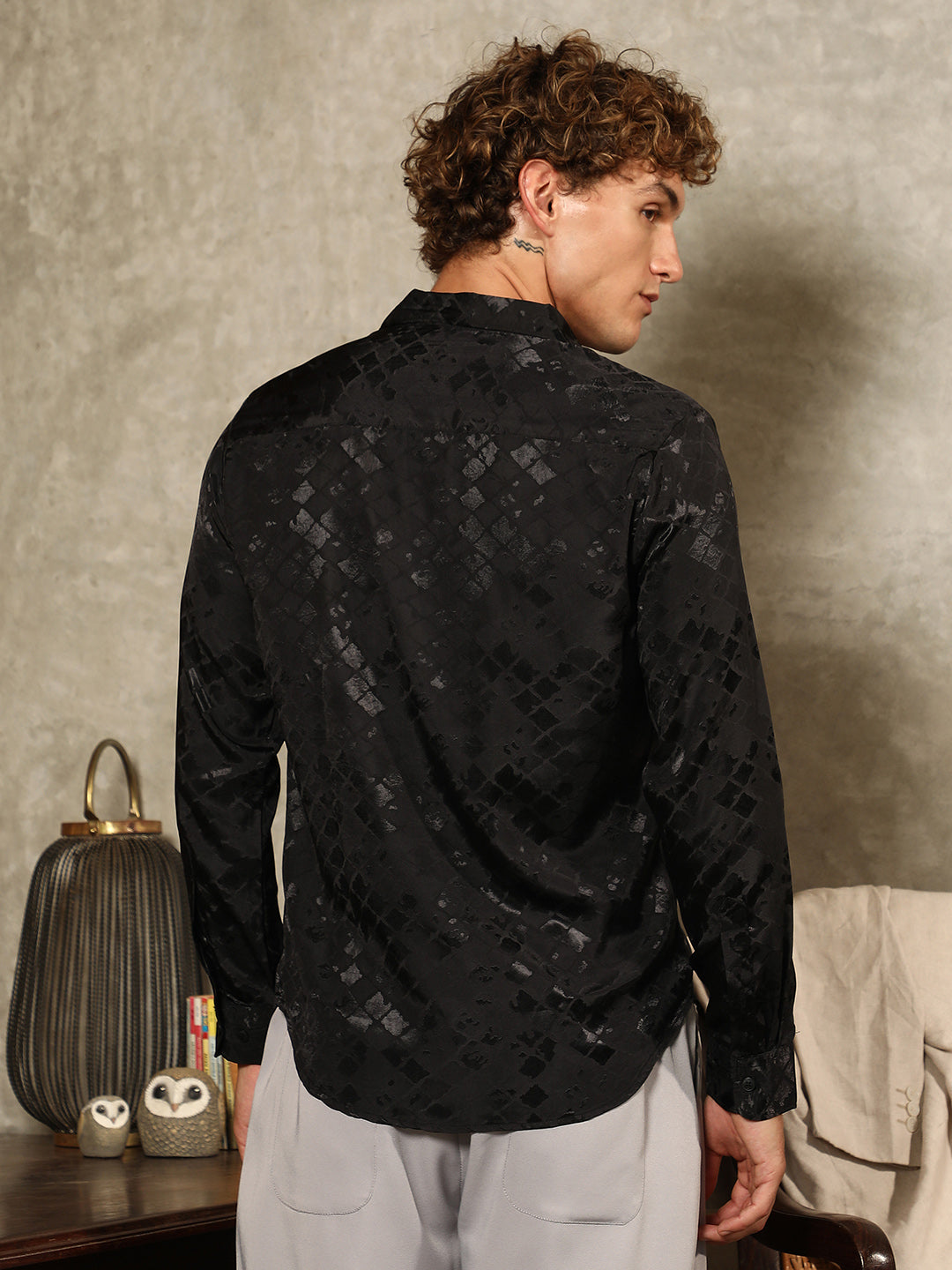Noir-Cubic Textured Shirt