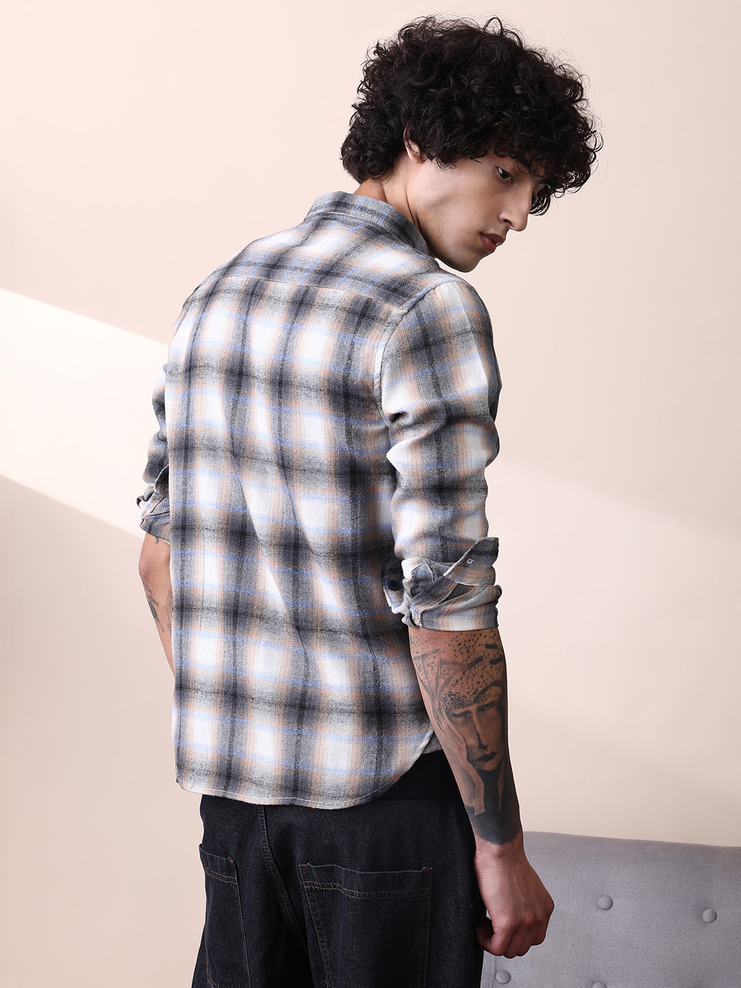 Gradient-Graph Regular Shirt