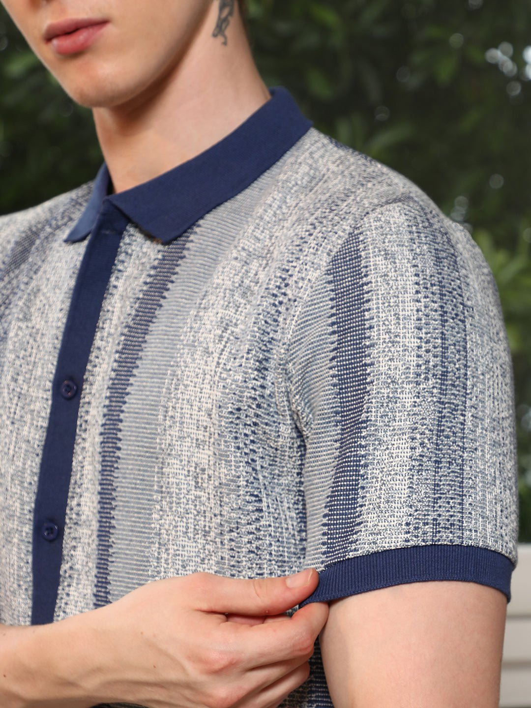 Textured Cotton Blend Cuban Collar Shirt With Vertical Stripes