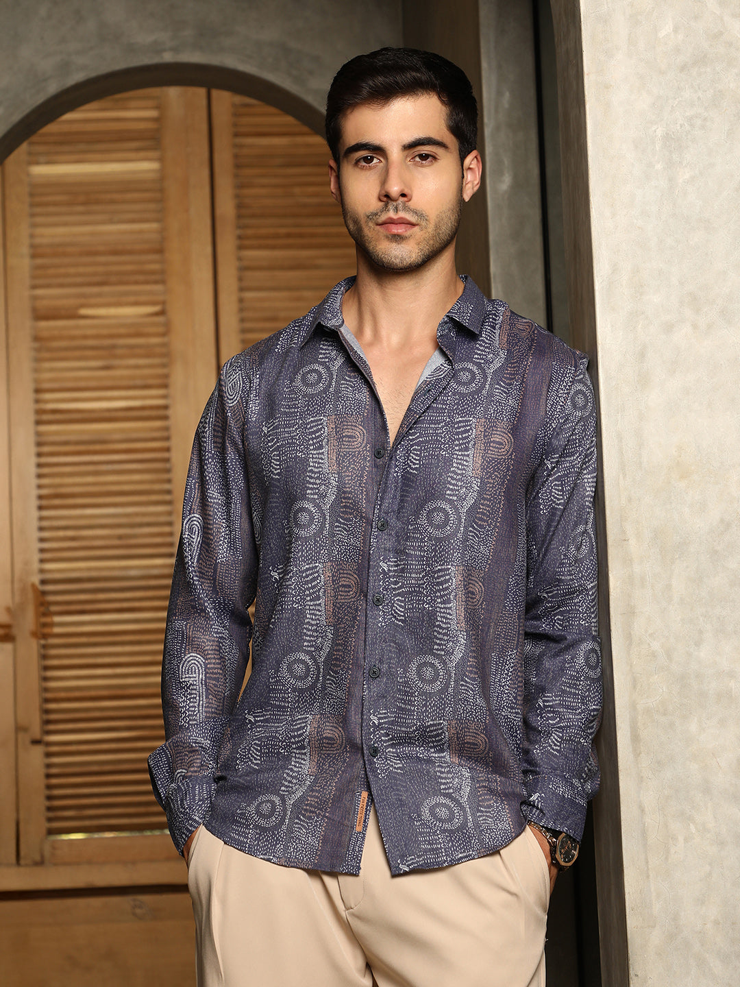 Thread-Imprint Shirt