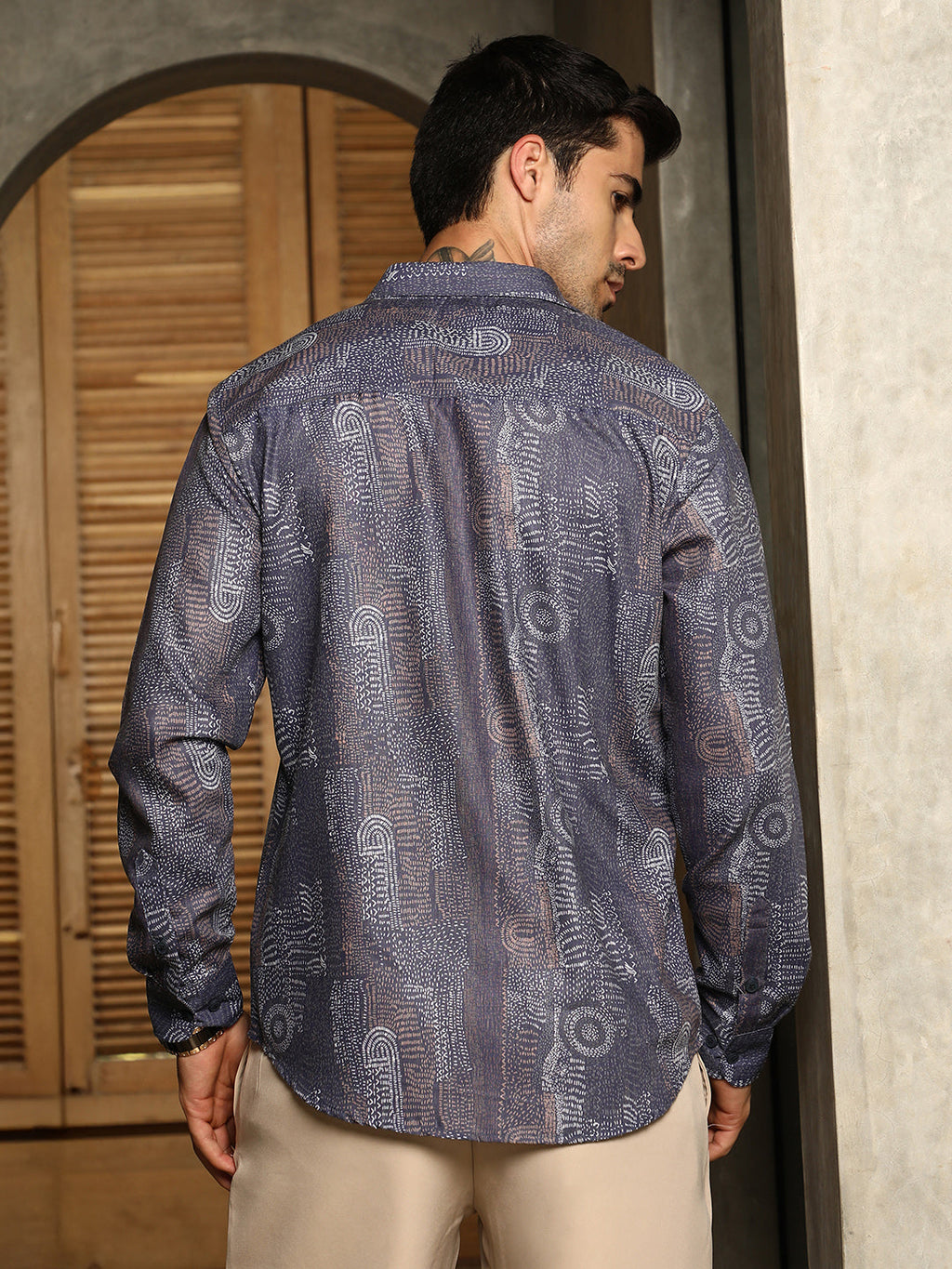 Thread-Imprint Shirt