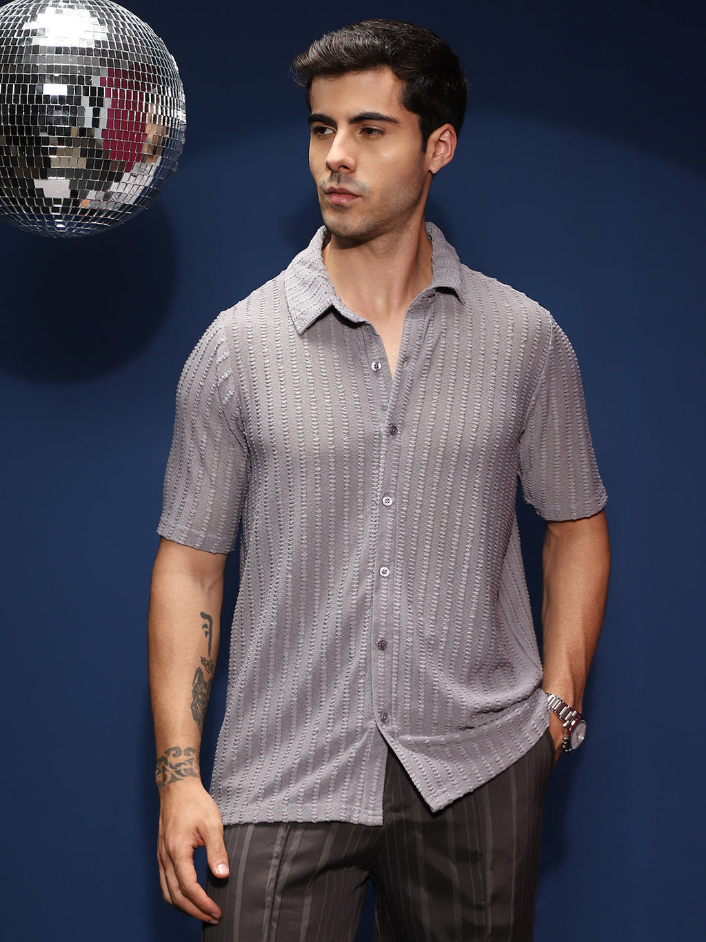 Grid-Tactile Shirt
