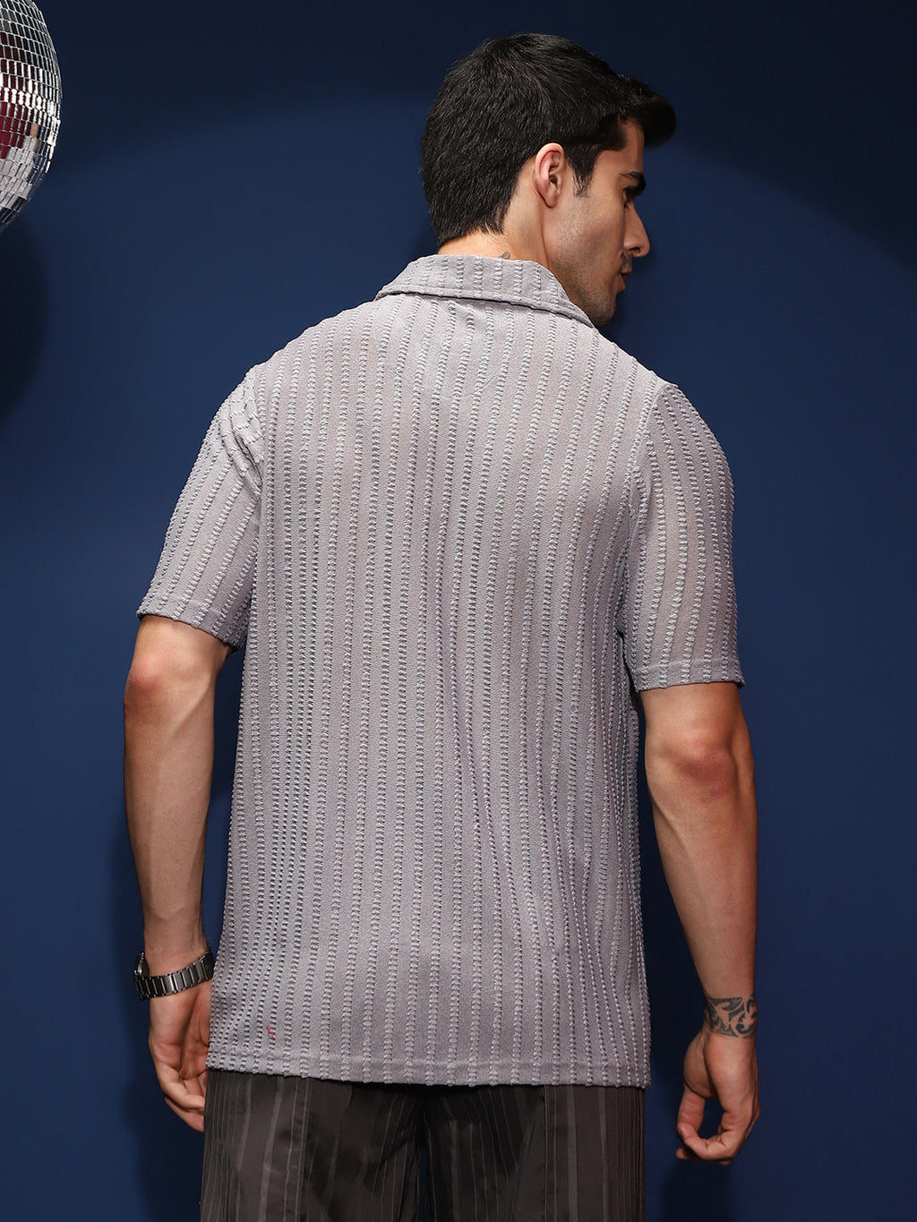 Grid-Tactile Shirt