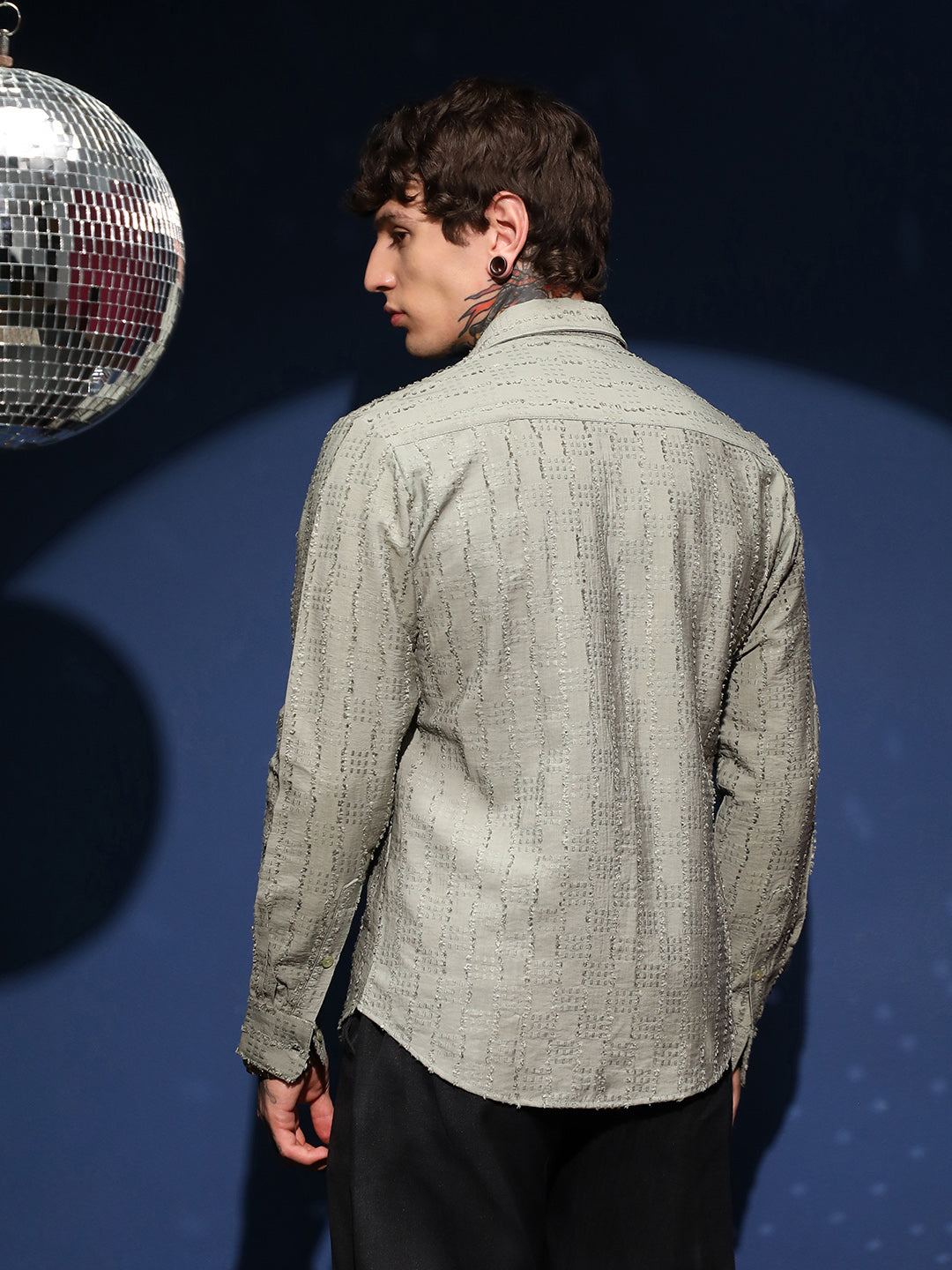 Wicker-Tactile Shirt