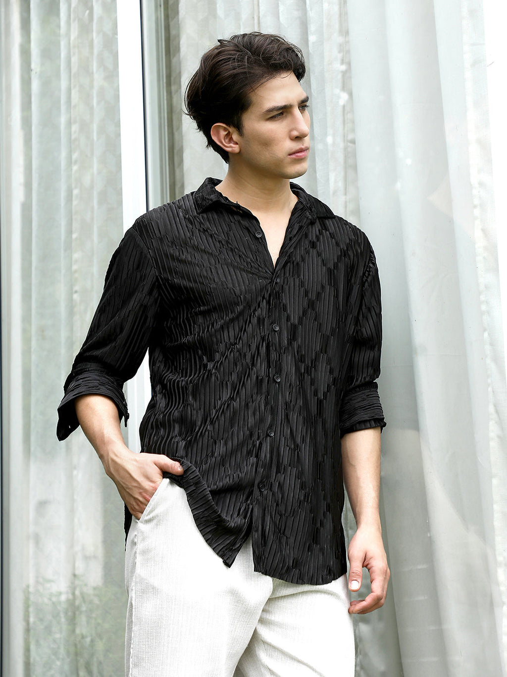 Black Textured Slim Fit Shirt With Semi-Spread Collar