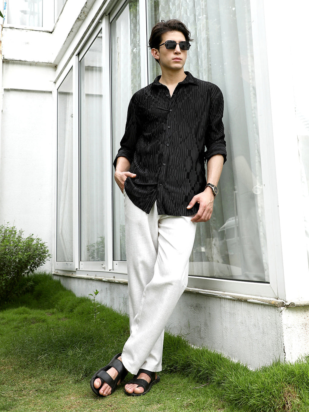 Black Textured Slim Fit Shirt With Semi-Spread Collar