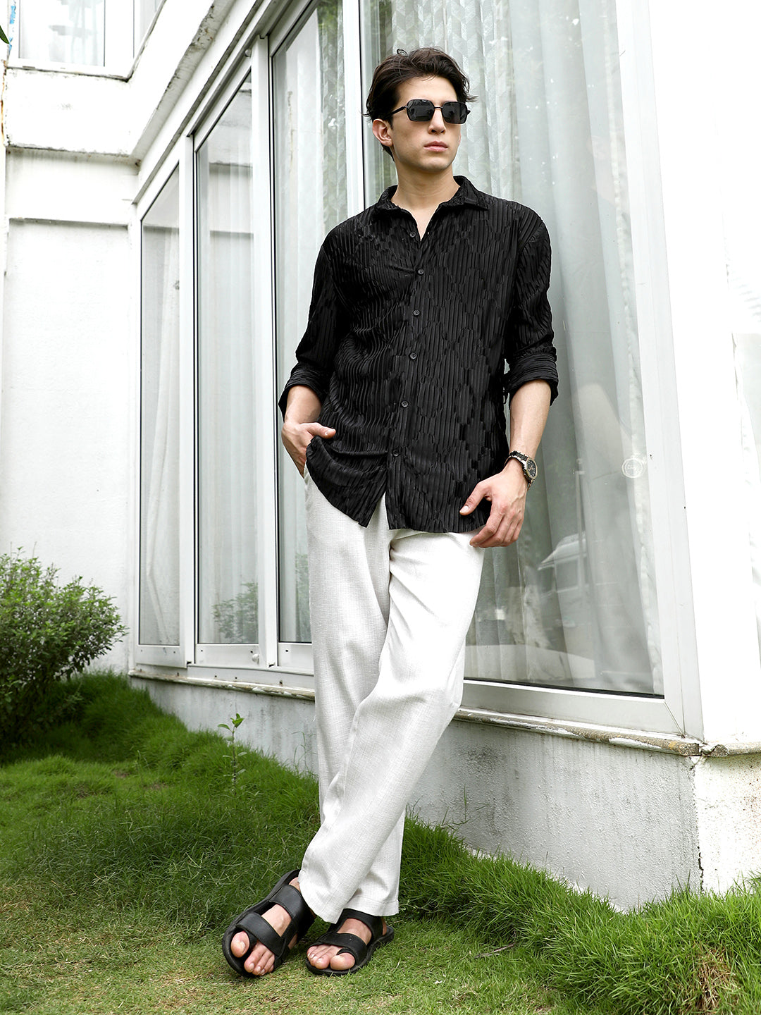 Black Textured Slim Fit Shirt With Semi-Spread Collar