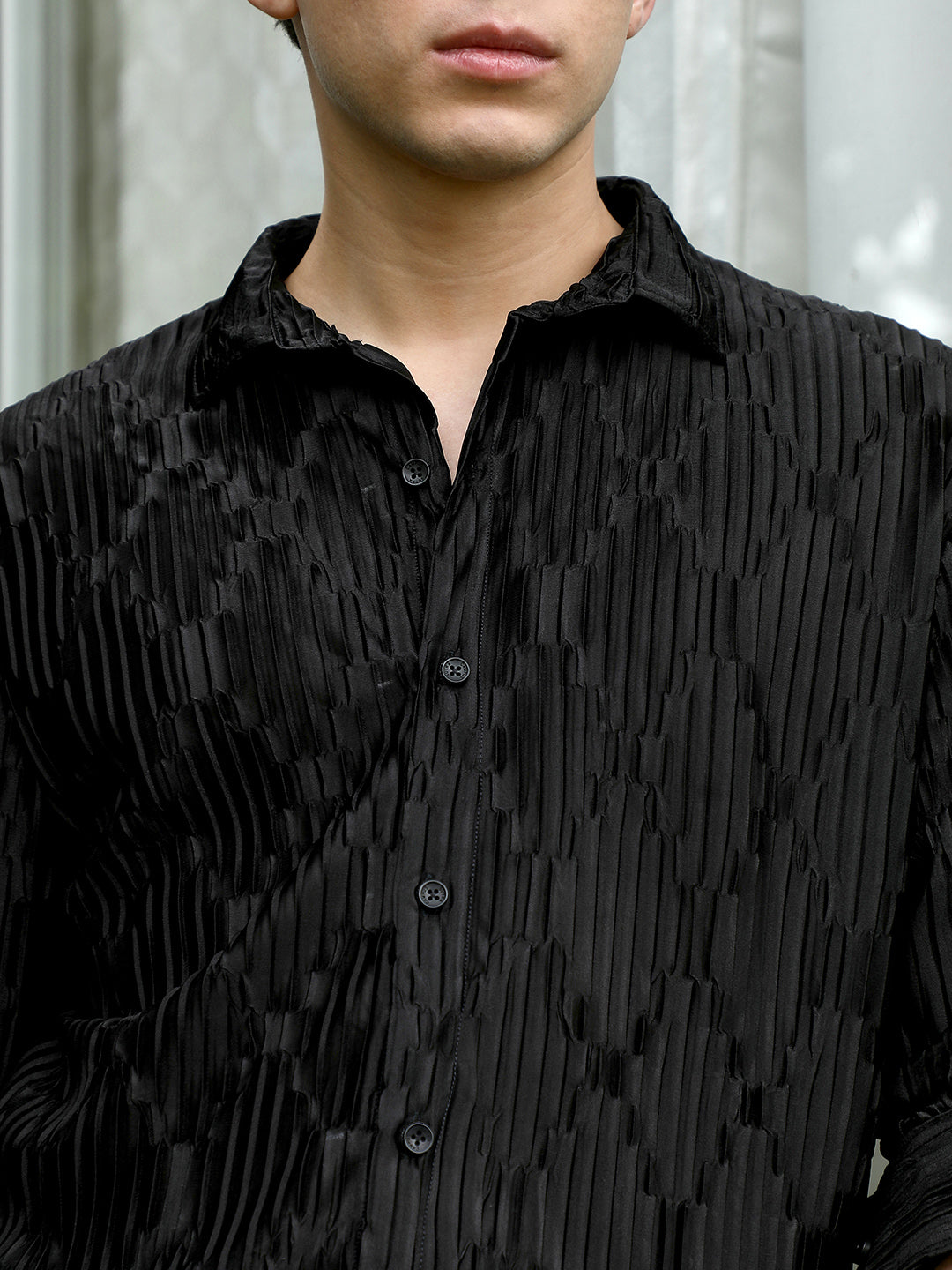 Black Textured Slim Fit Shirt With Semi-Spread Collar