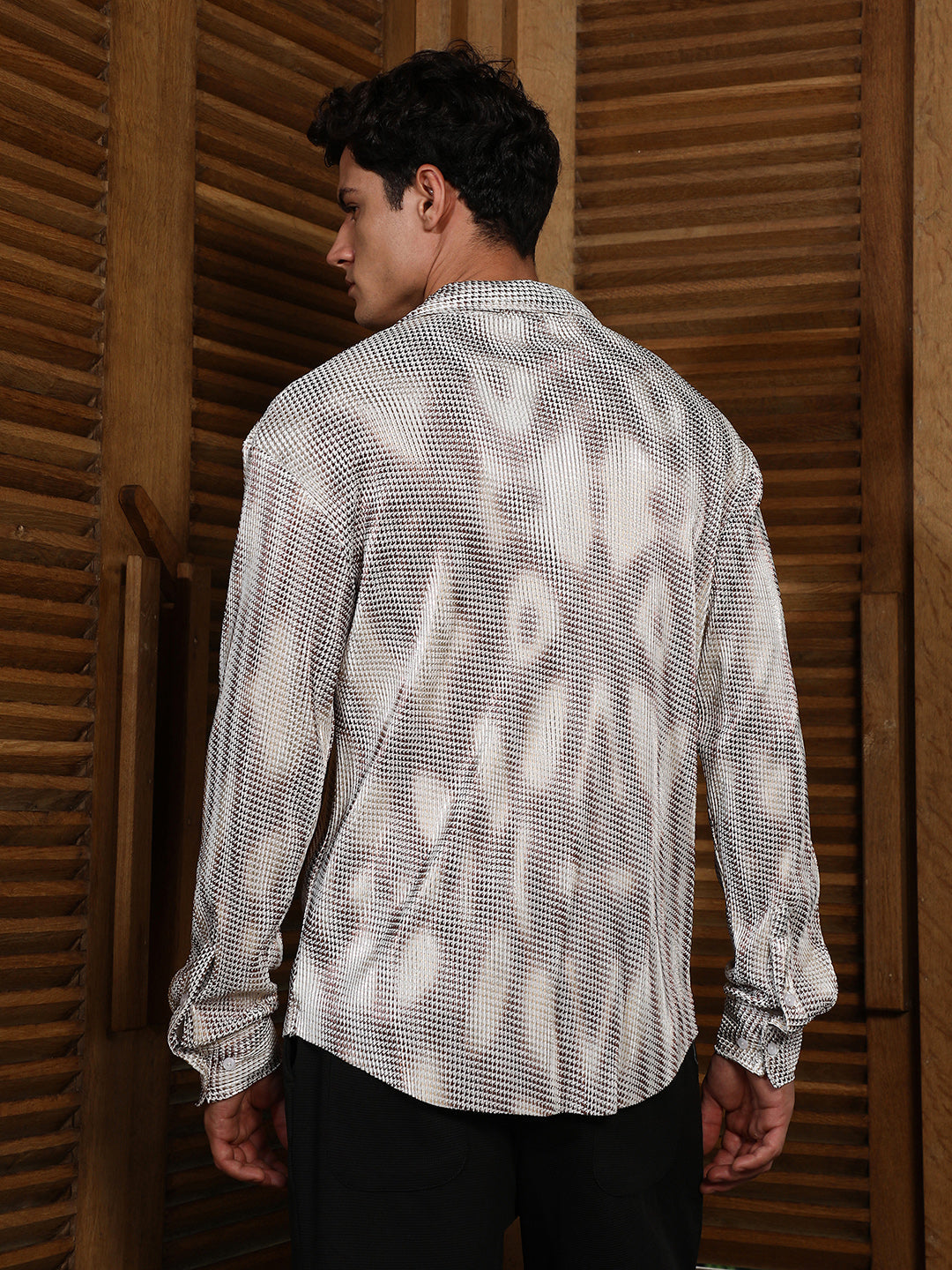 Off-White & Antique Gold Metallic Abstract-Gradient Pleated Shirt