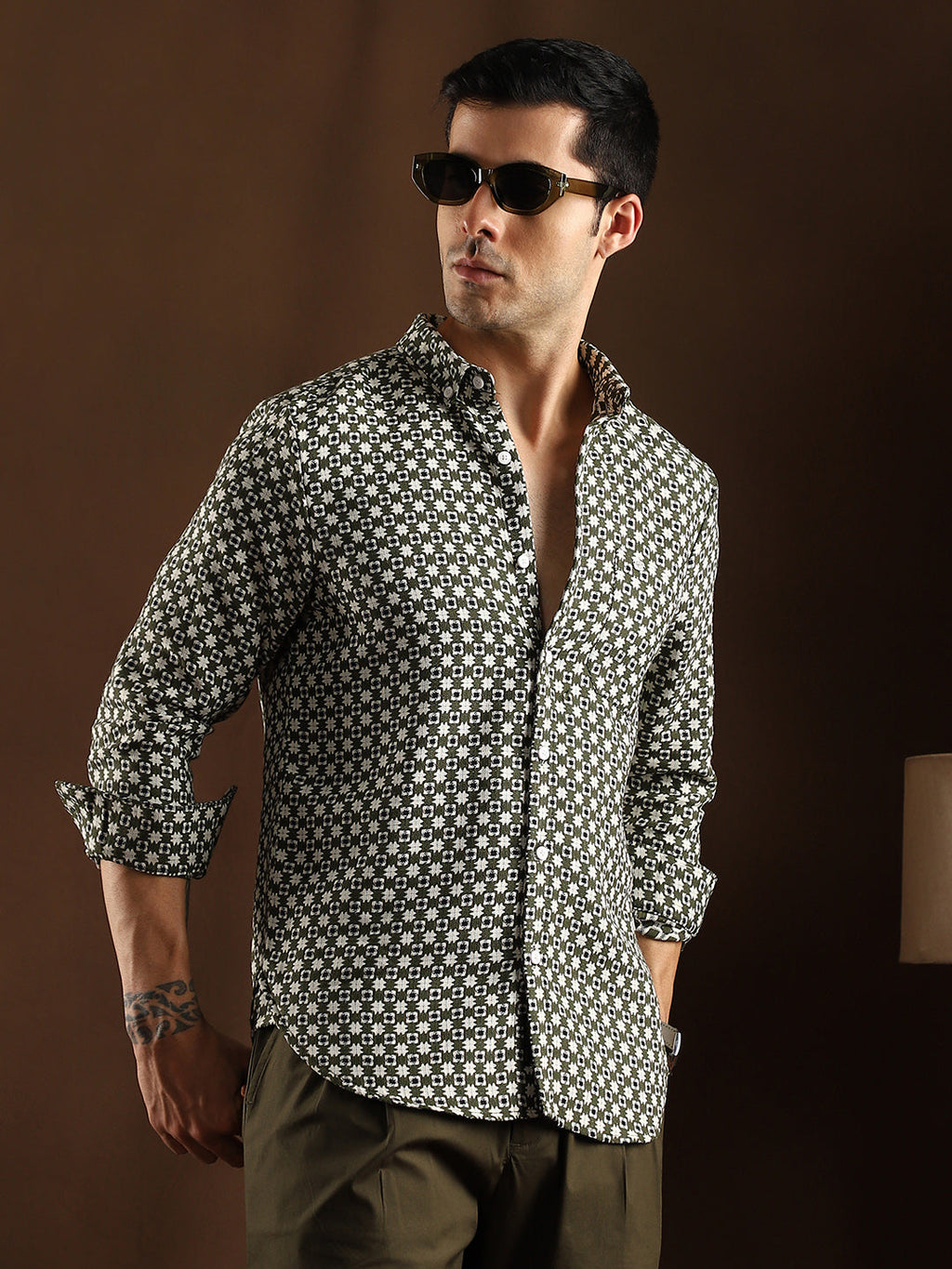 Motif-Block Regular Shirt