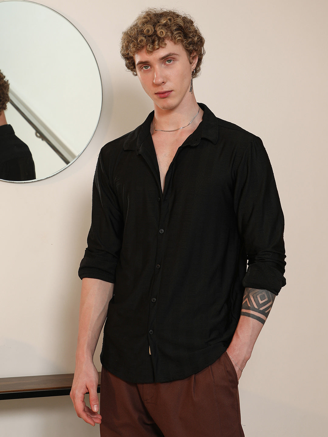 Black Tailored Fit Spread Collar Full Sleeve Shirt