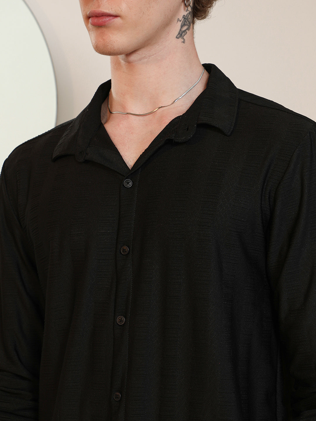 Black Tailored Fit Spread Collar Full Sleeve Shirt