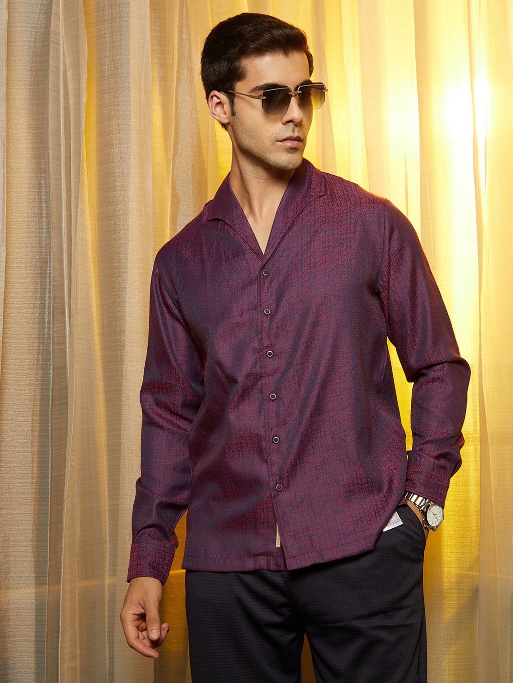 Distortion-Texture Shirt