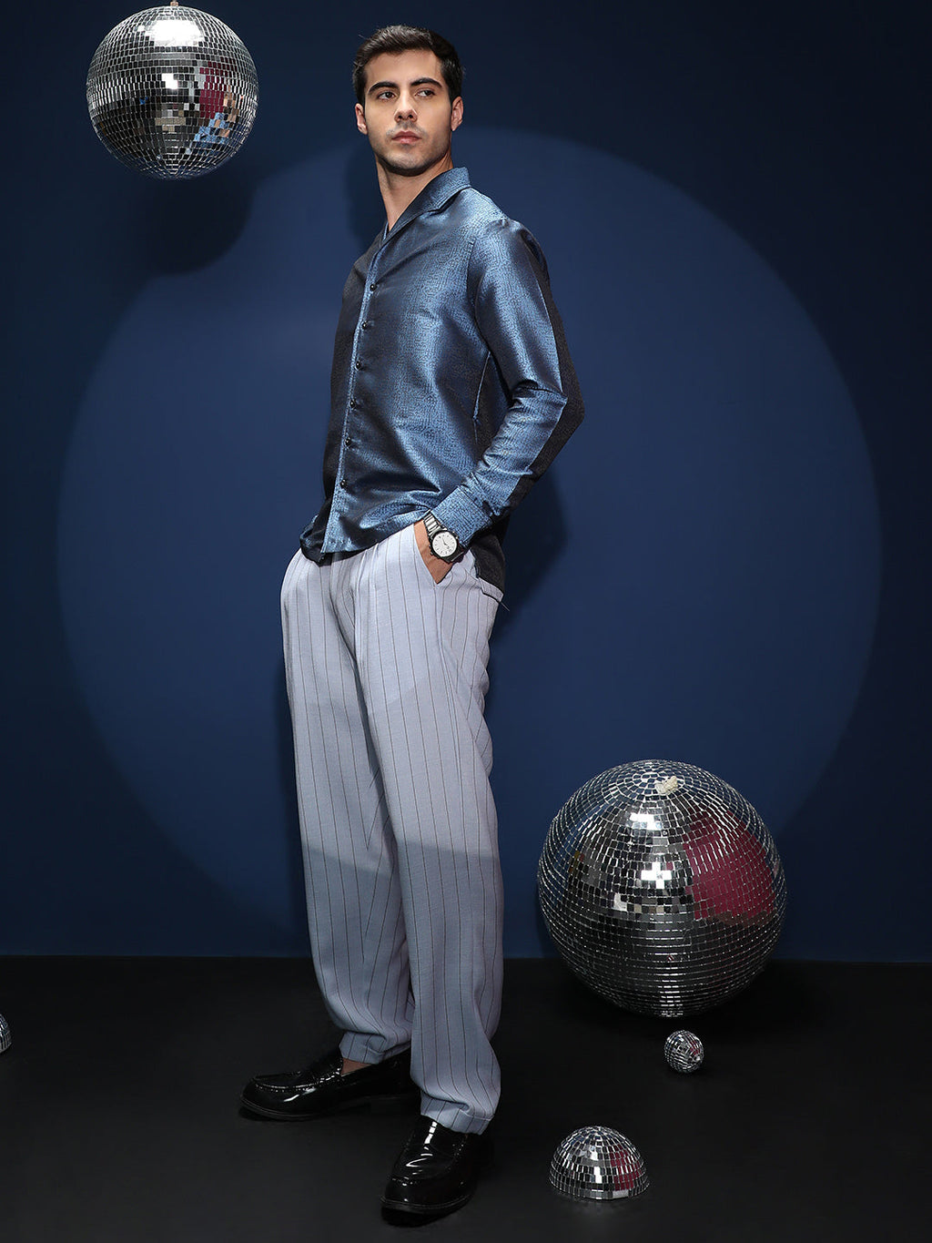 Distortion-Texture Shirt