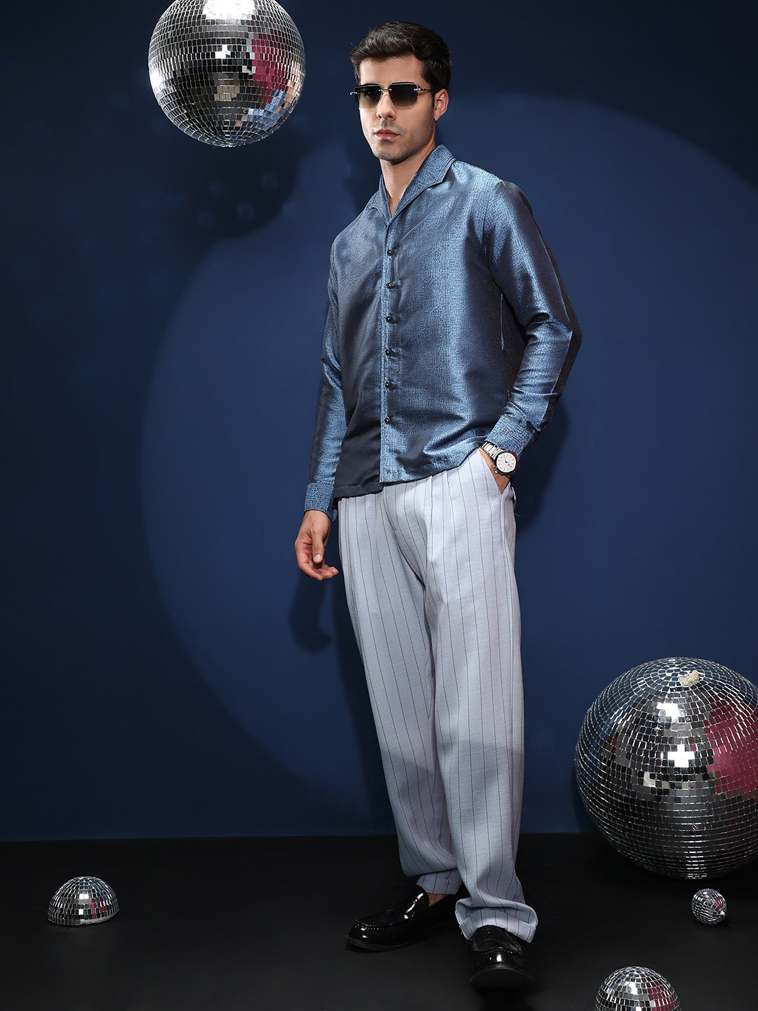 Distortion-Texture Shirt