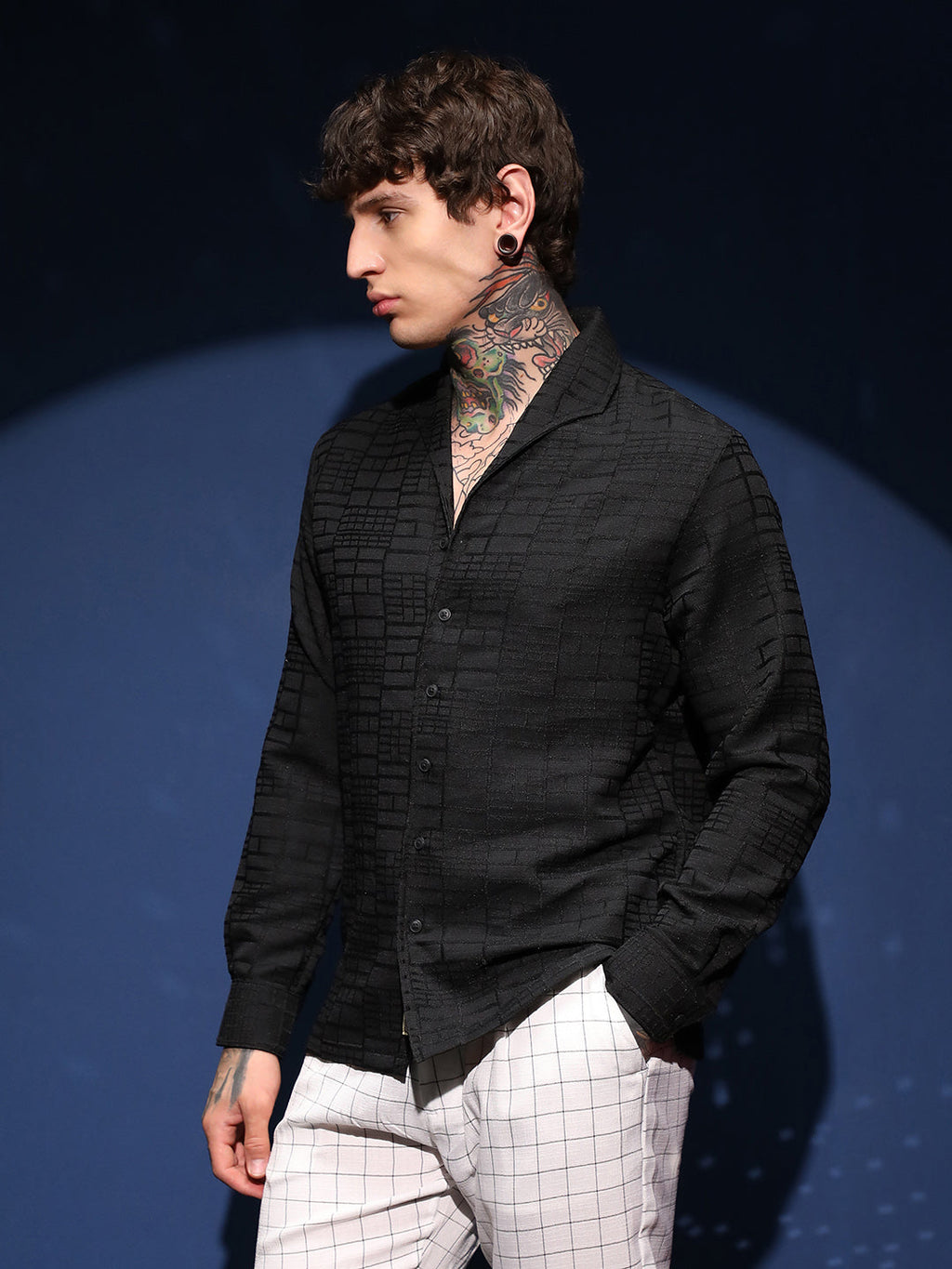 Linear-Tactile Shirt