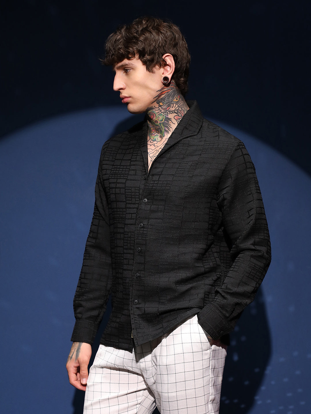 Linear-Tactile Shirt