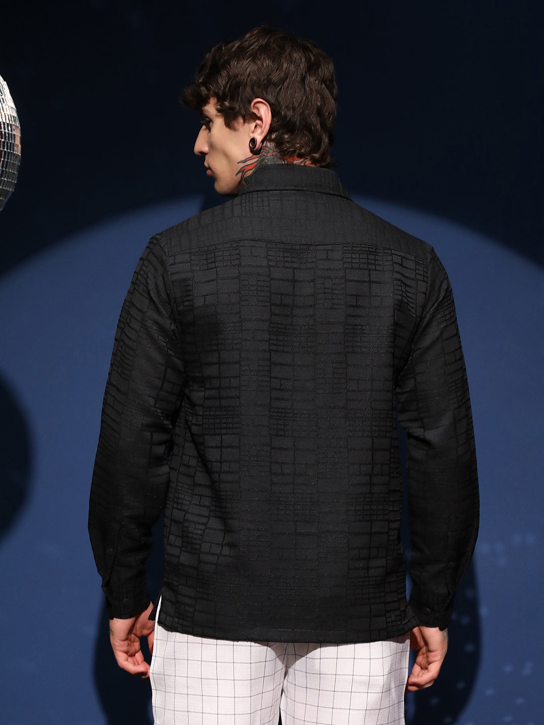 Linear-Tactile Shirt