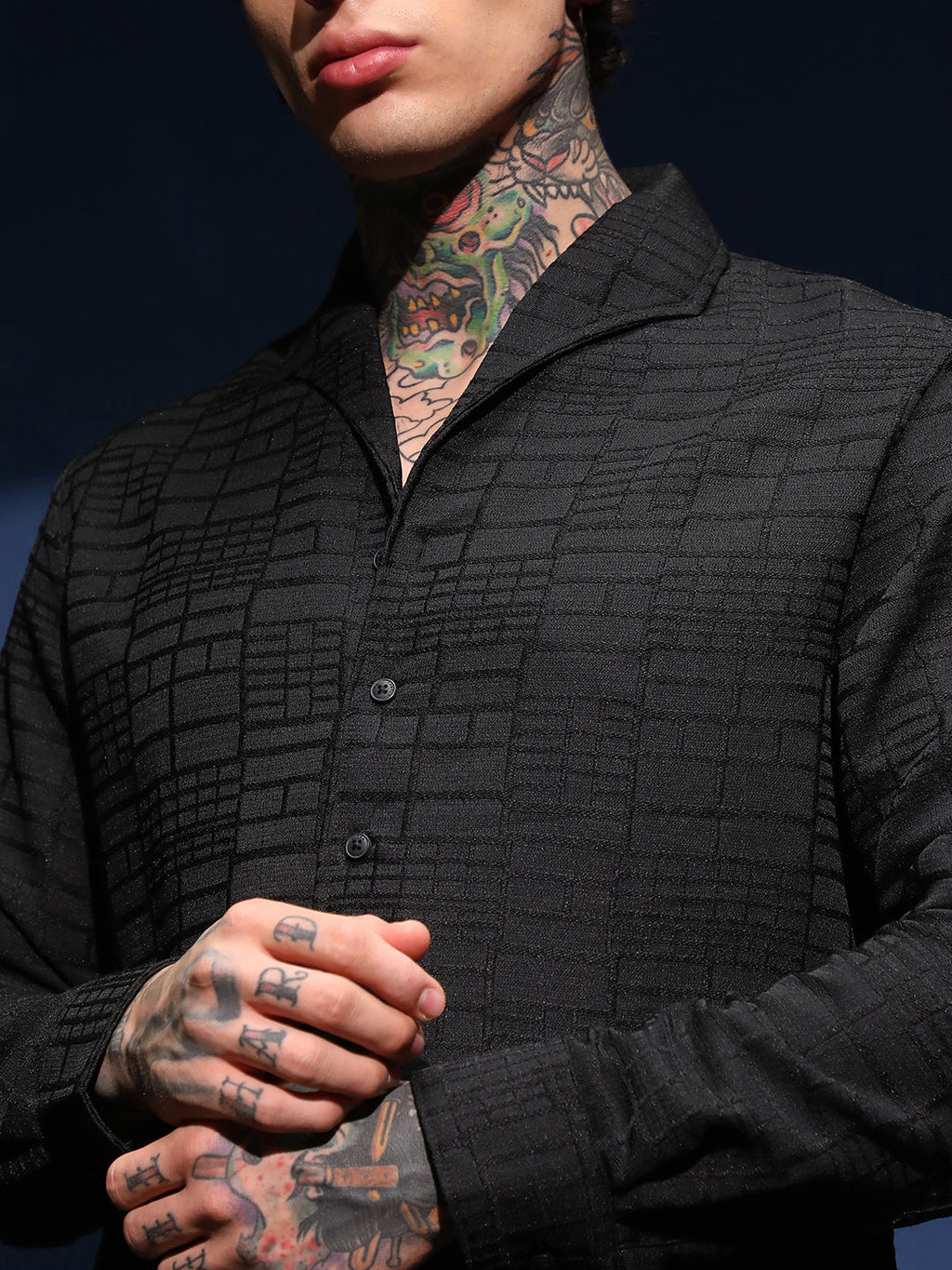Linear-Tactile Shirt