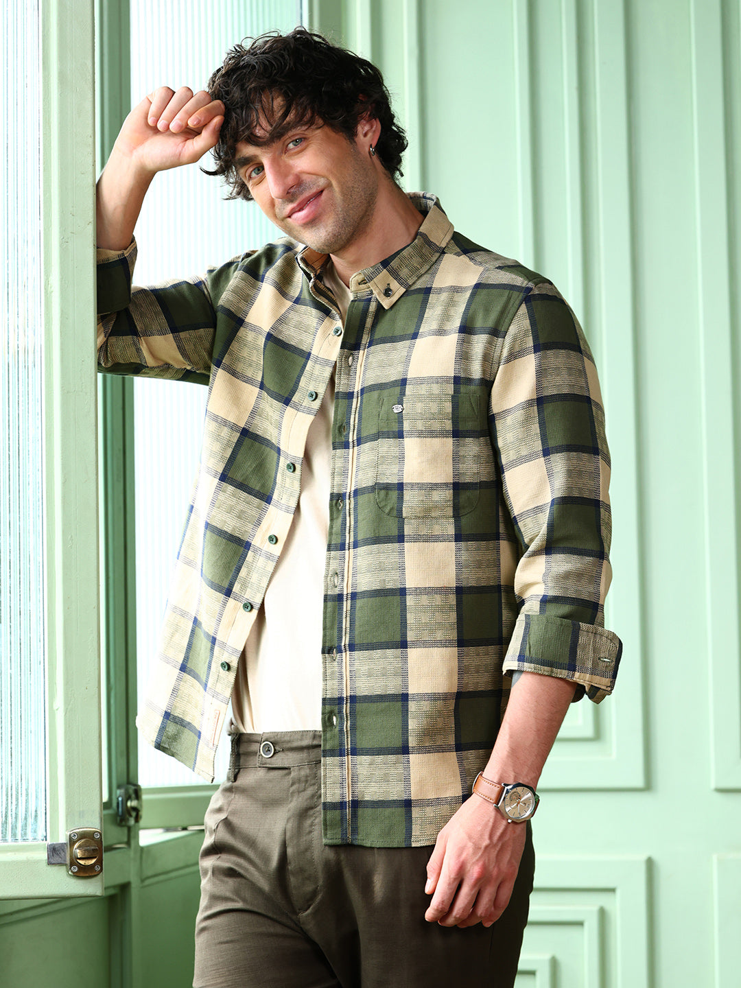 ₹999 | Campus Sutra Men's Sacramento Green Button-Down Block