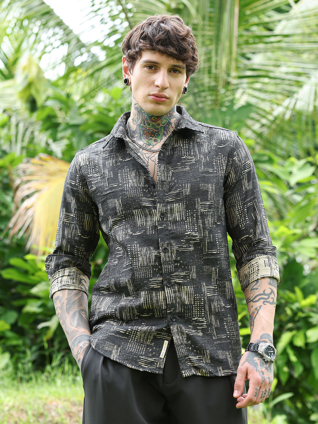 Contrast Scratch-Jacquard Shirt