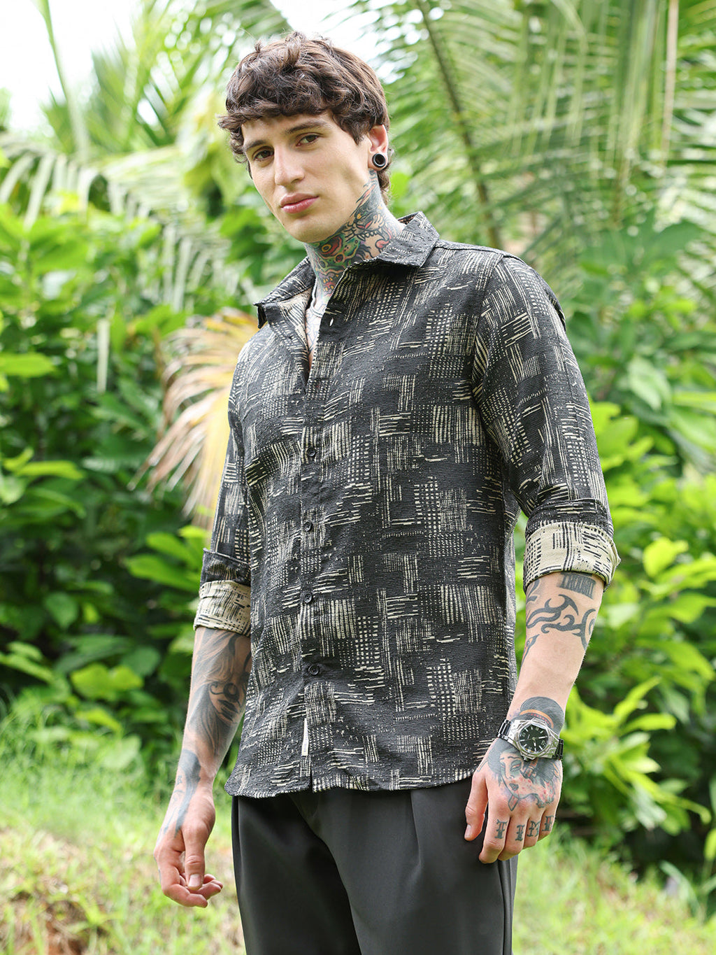 Contrast Scratch-Jacquard Shirt