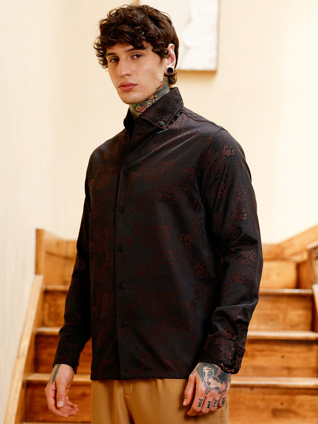 Dark-Tone Flora-Block Jacquard Shirt