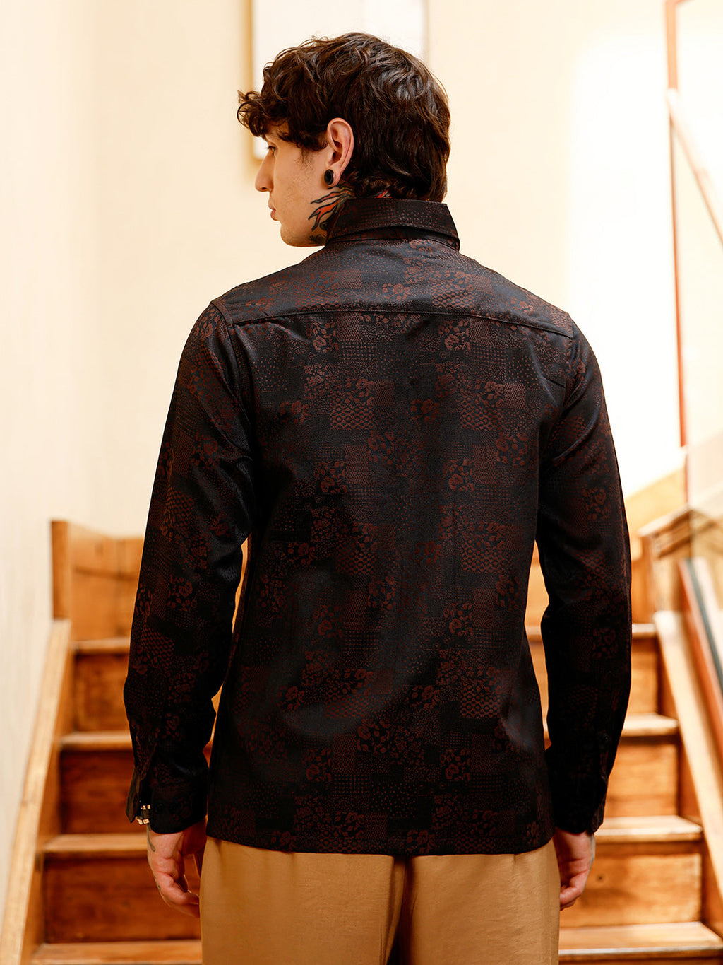 Dark-Tone Flora-Block Jacquard Shirt