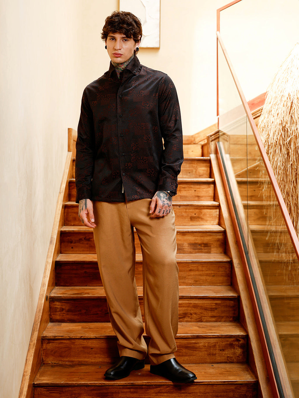 Dark-Tone Flora-Block Jacquard Shirt