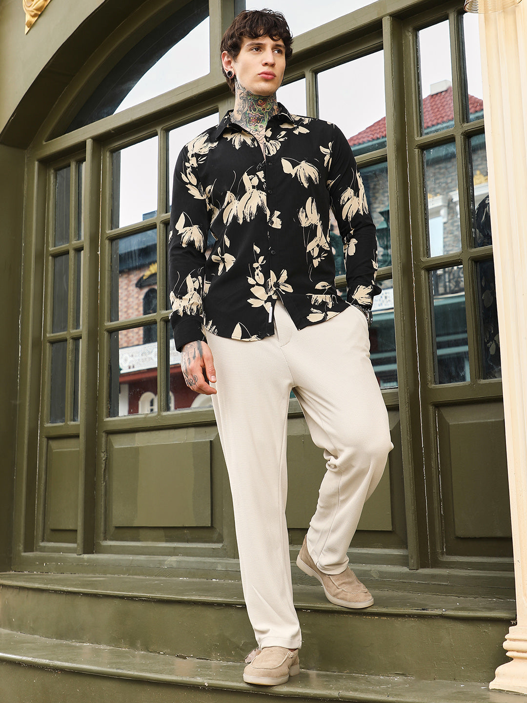 Contrast-Petalia Imprint Shirt