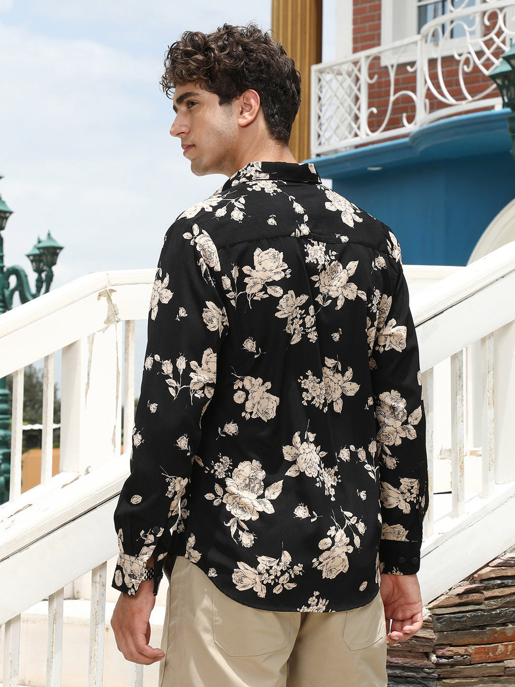 Contrast-Roses Imprint Shirt