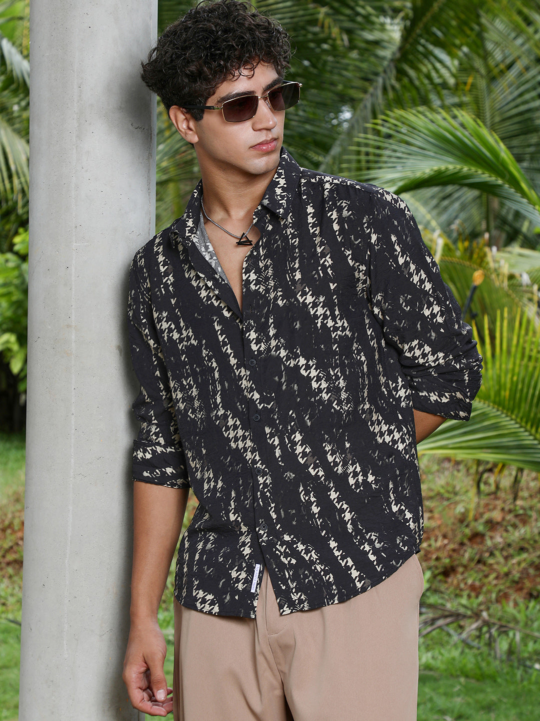 Grazed-Houndstooth Imprint Shirt