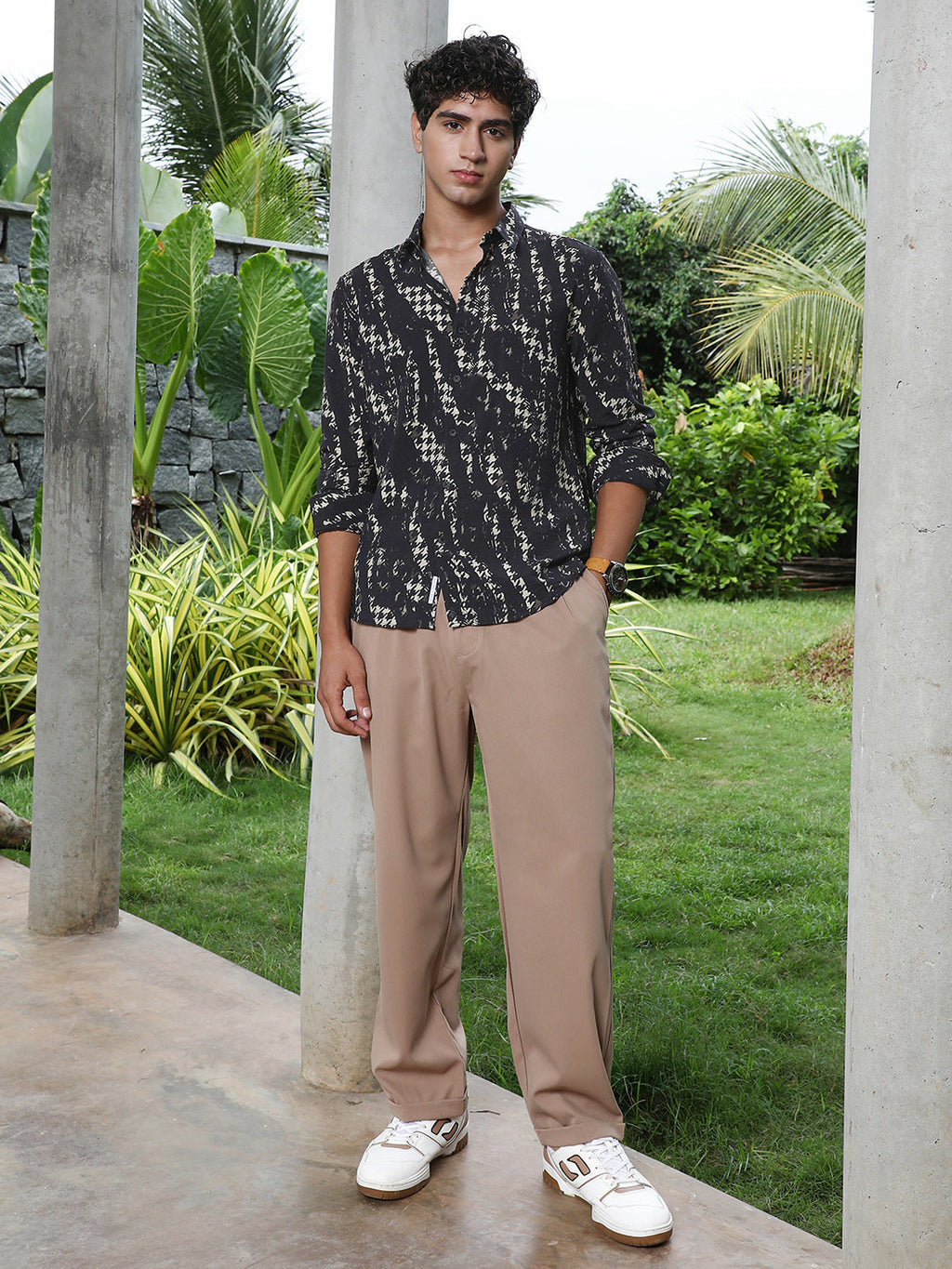 Grazed-Houndstooth Imprint Shirt