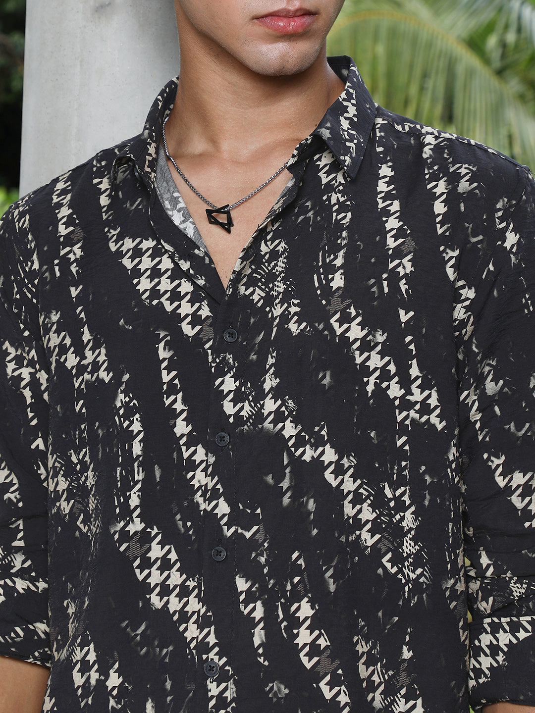 Grazed-Houndstooth Imprint Shirt