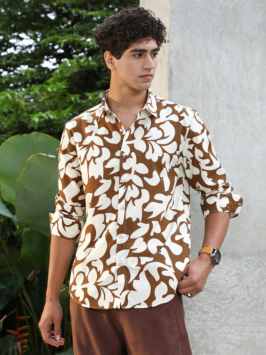 Contrast-Botanics Imprint Shirt