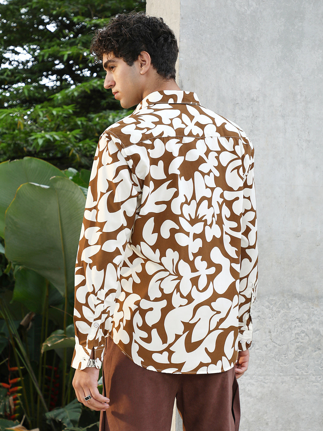 Contrast-Botanics Imprint Shirt