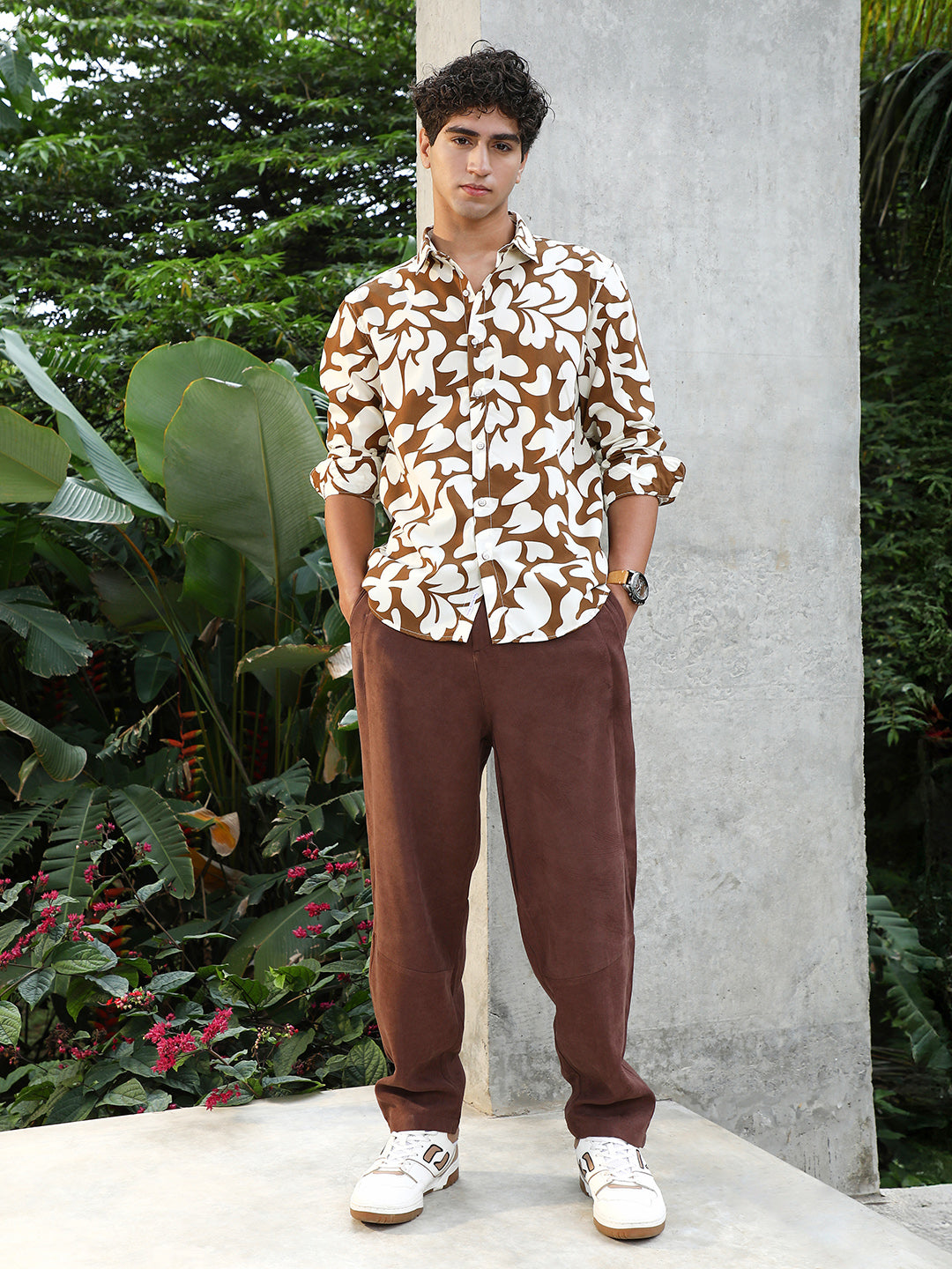 Contrast-Botanics Imprint Shirt