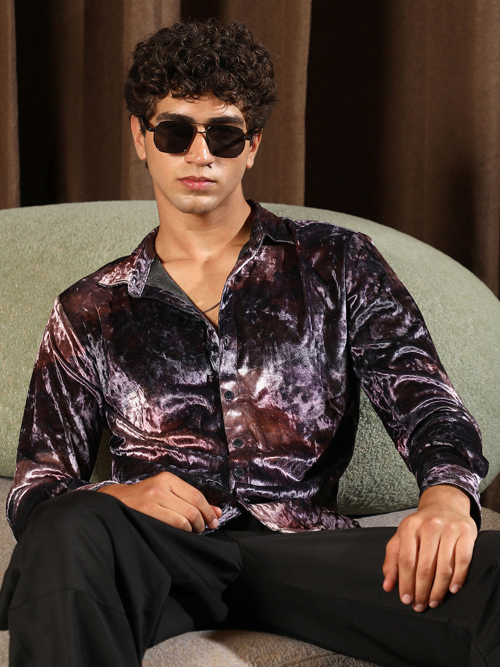 Contrast-Blur Imprint Velvet Shirt