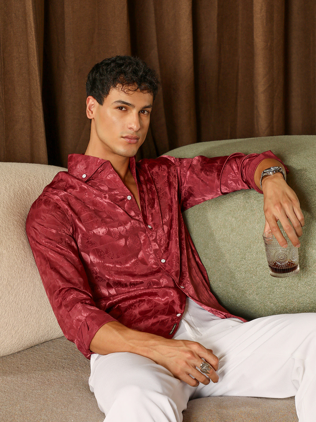 Semicurve-Jacquard Satin Shirt
